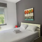 Hill Tirana Apartment Selitë e Vogël