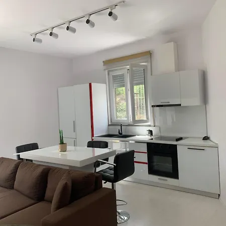 Hill Tirana Appartement
