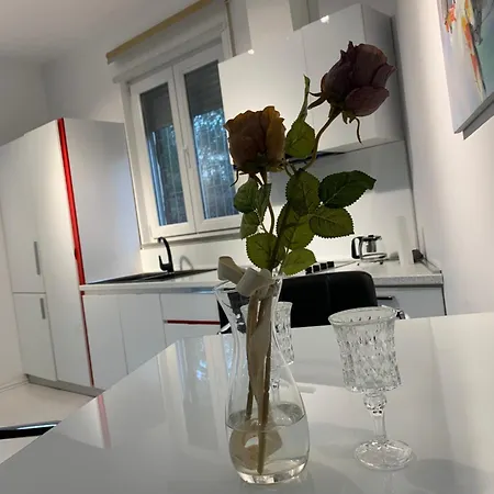 Hill Tirana Apartment